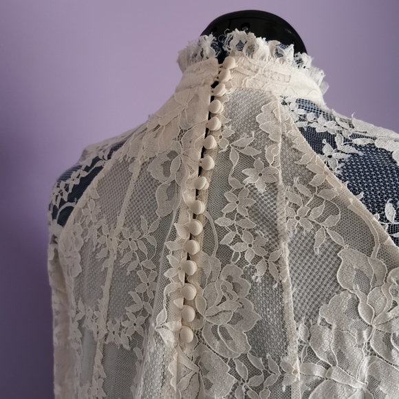 H&M lace dress - Picture 6 of 8